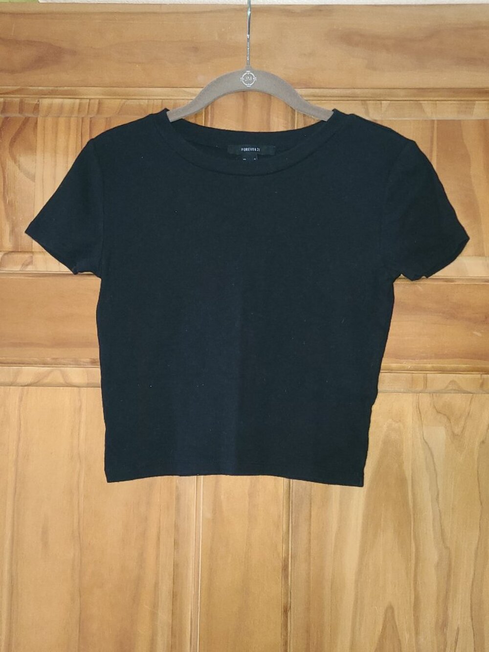 Forever 21 Black Short Sleeve Cropped Shirt